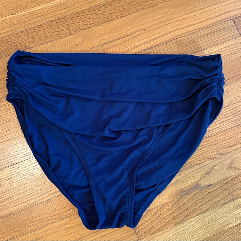 Carmen Marc Valvo Classic Shirred Waist Bikini Bottom-
NEW without tags